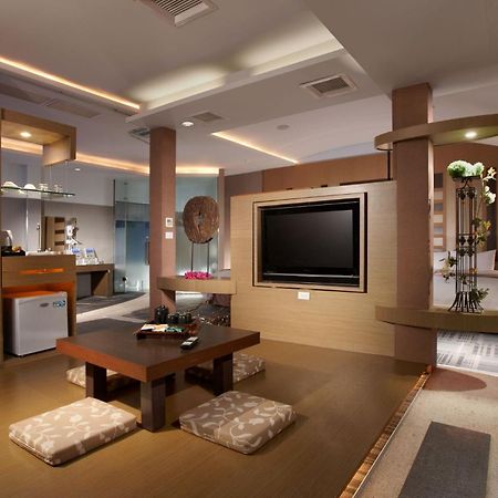 โรงแรมเหอฟงวิลล่า แฟดดิสม์ โถวเฉิง ภายนอก รูปภาพ